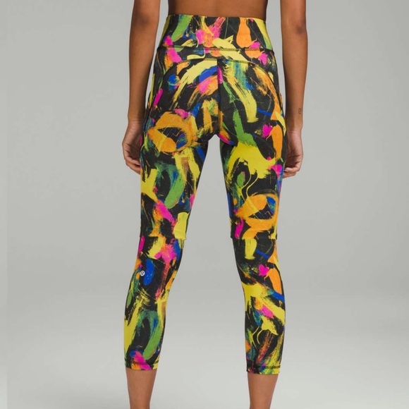 Lululemon Invigorate High-Rise Tight 25" in Undertone Black Multi size 14 - Picture 4 of 10